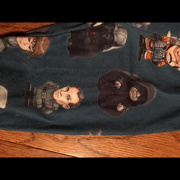 Star Wars Boutique Capris - 2t - Picture 2 of 3